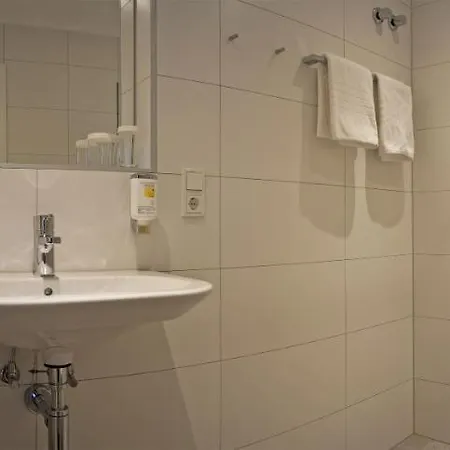 Breidenbacher Hof 3*